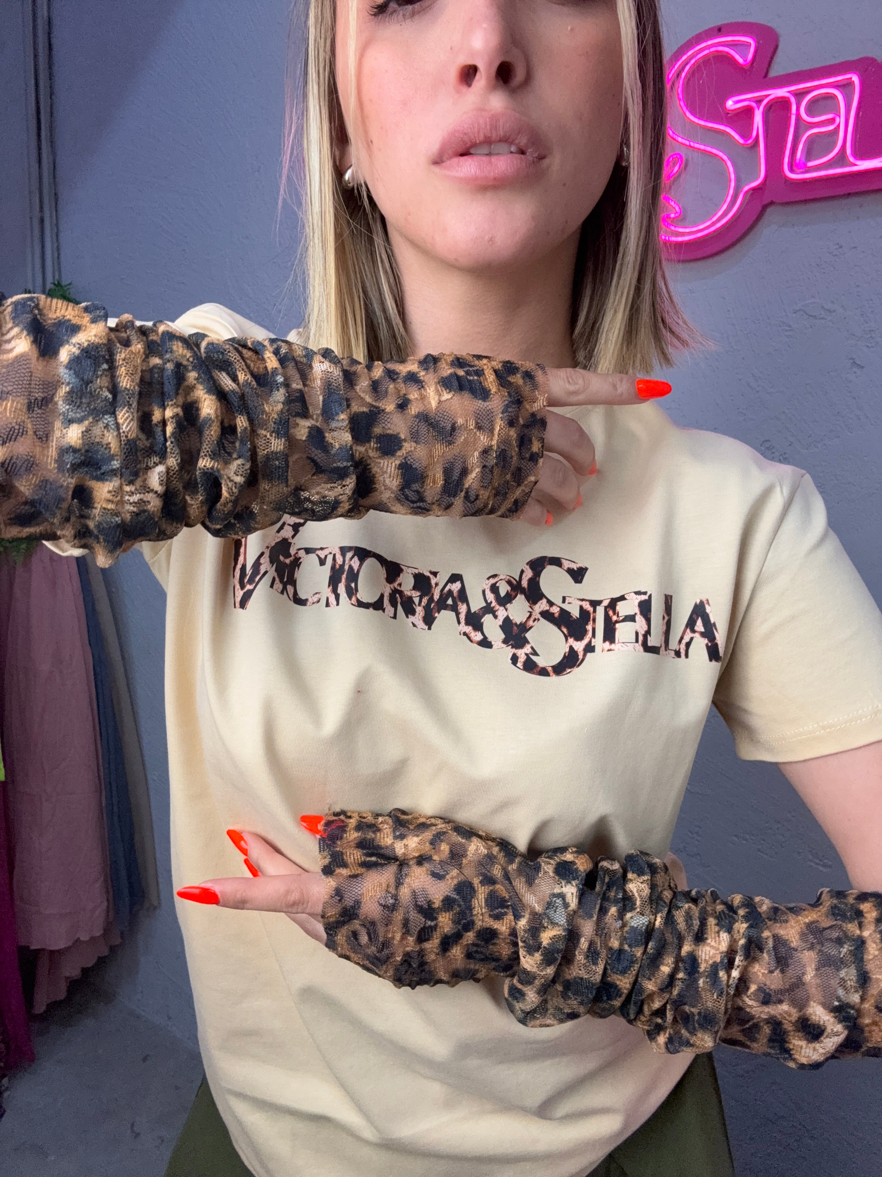 COMBO LEOPARDATO T-shirt +Guanti