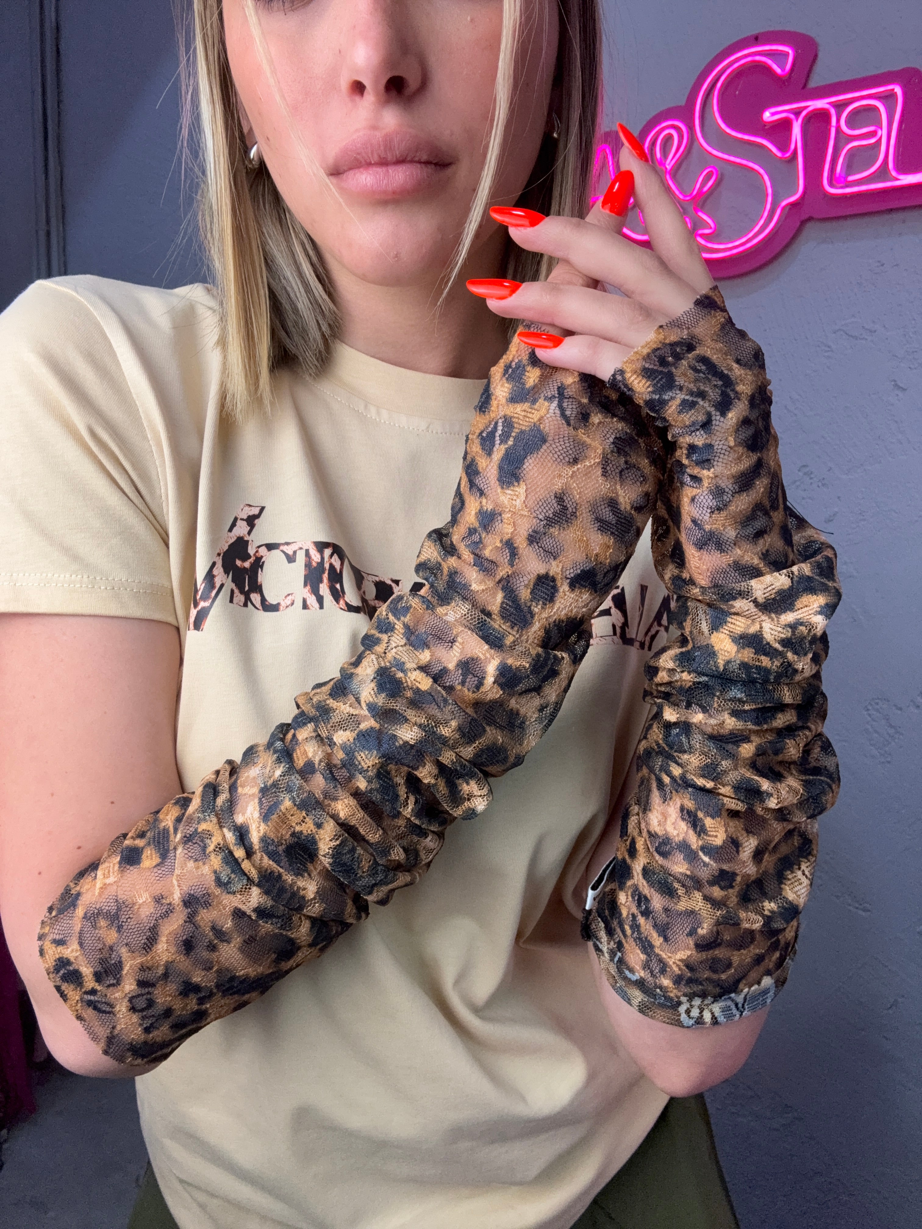 COMBO LEOPARDATO T-shirt +Guanti