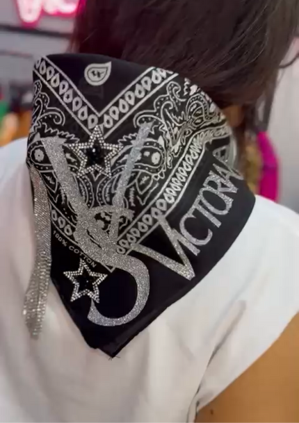 Bandana VS