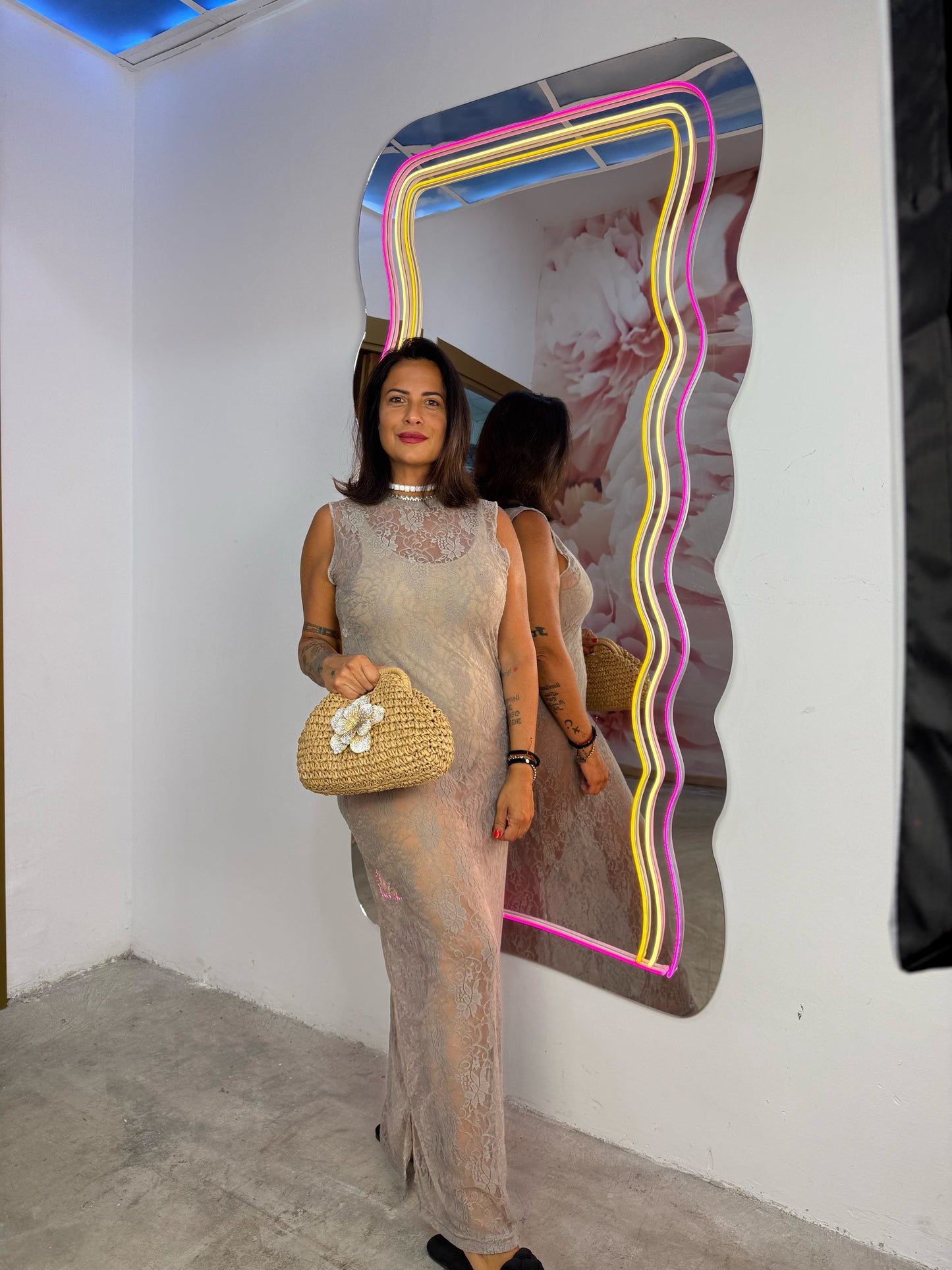 Dress in pizzo giromanica Beige